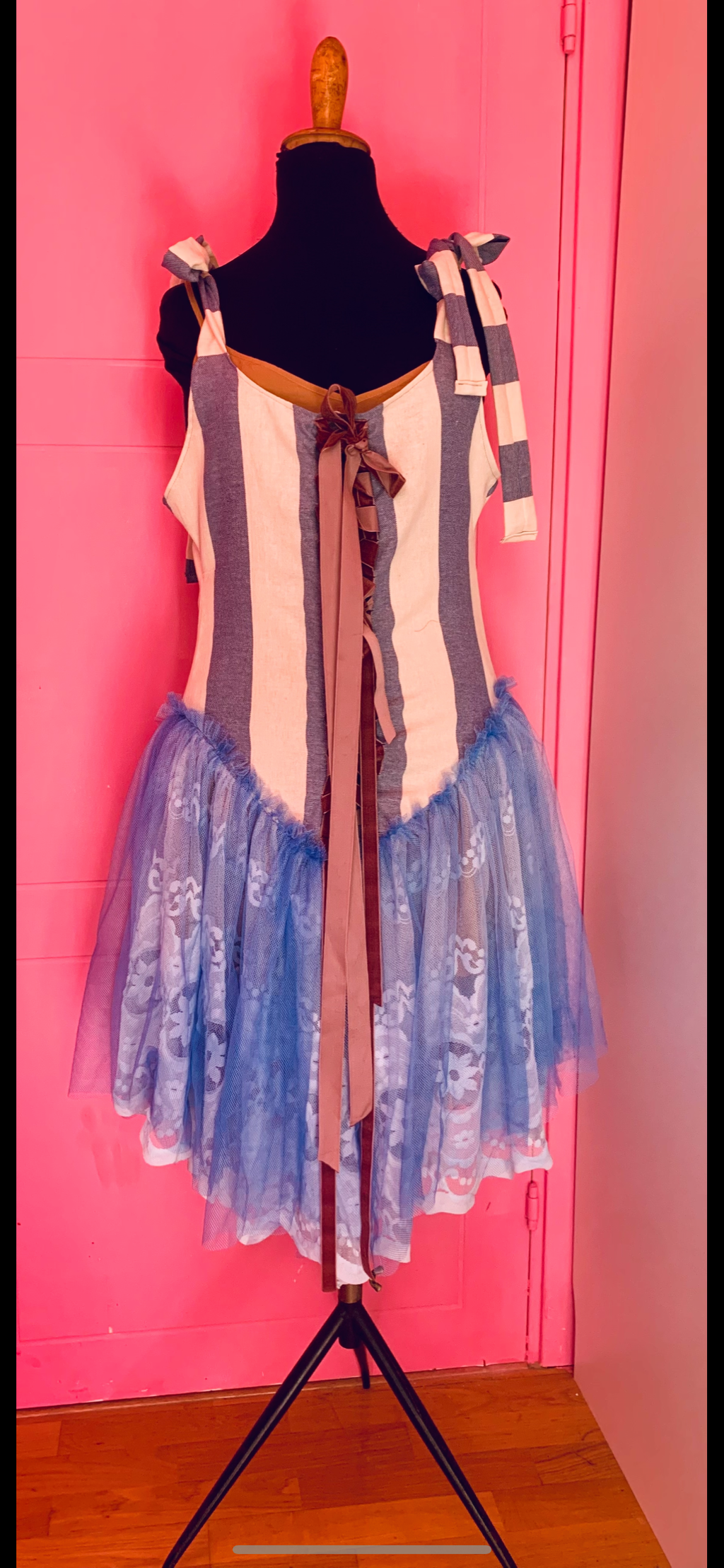 Tina dress