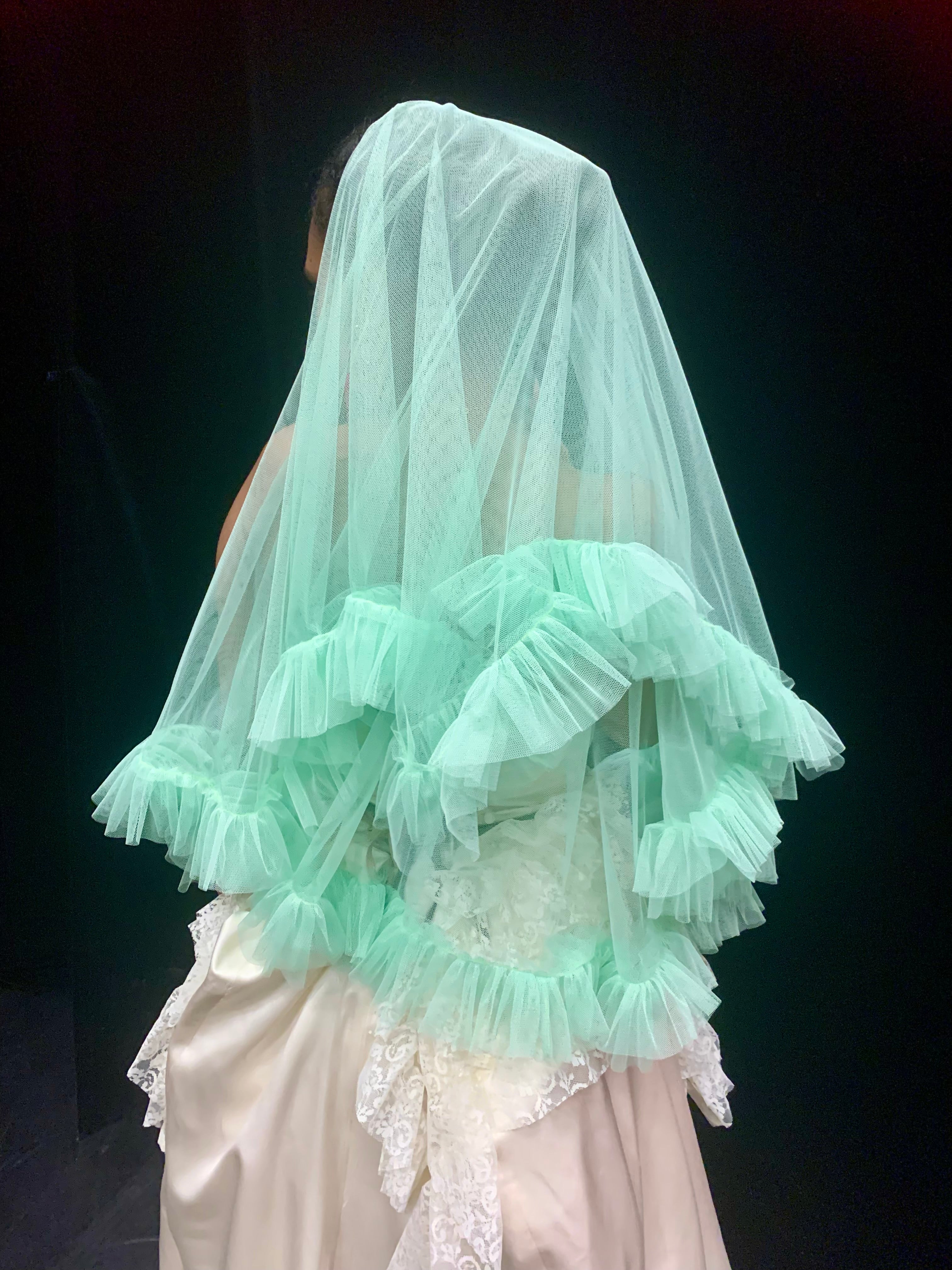 Mindy veil